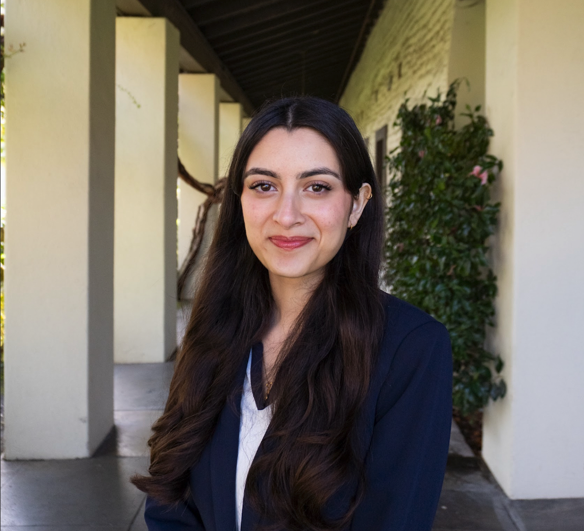 Samia Ahmer 